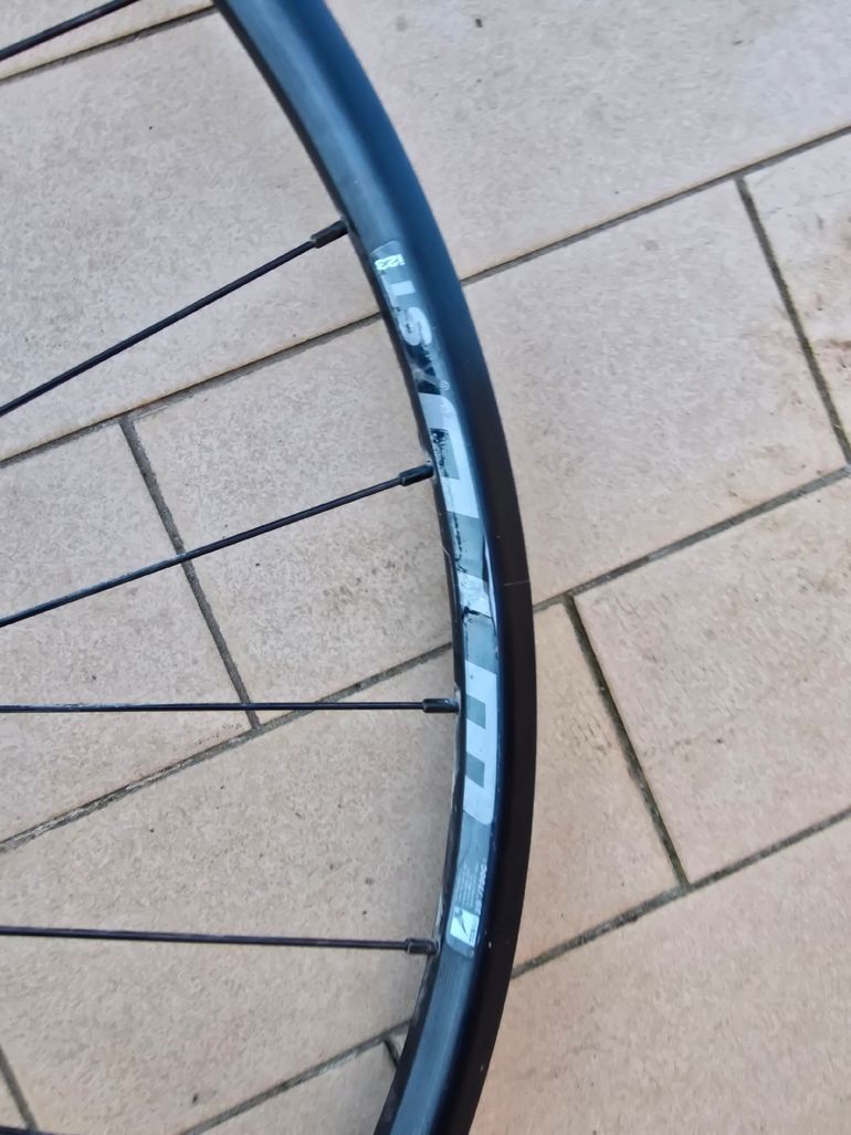Used Wtb ST i25 TCS 28h Tubeless Ready 2023 bike — image 4 of 6