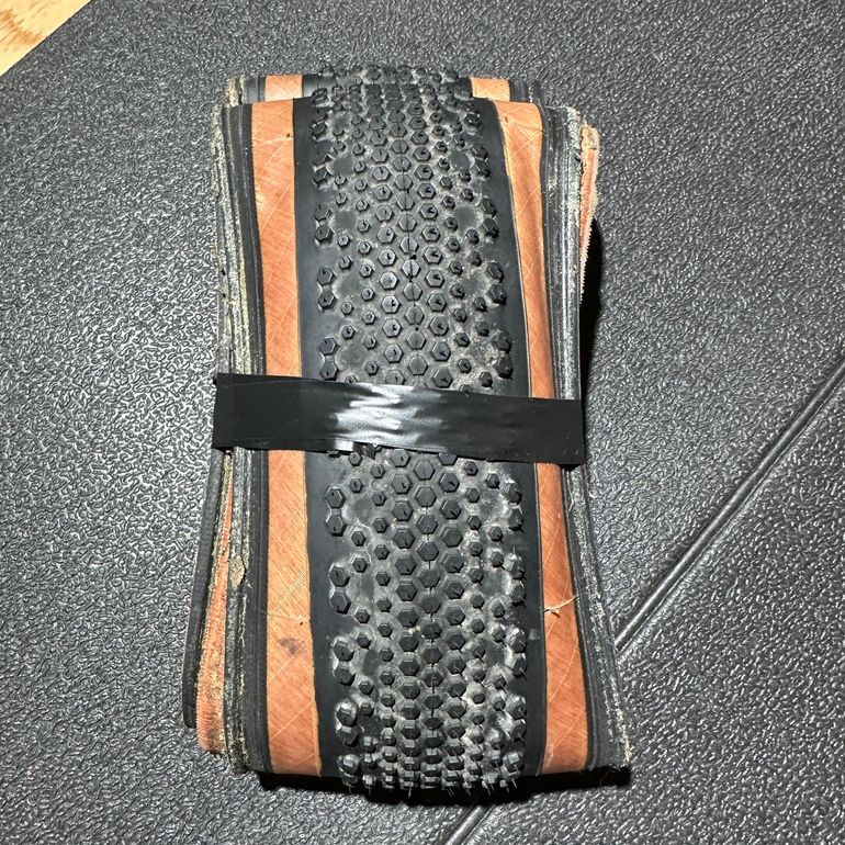 Used Enve HEX Gravel 28' 40mm 2026 bike — image 4 of 4