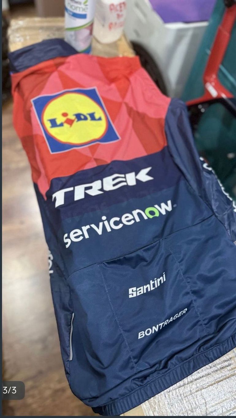 Used Santini Lidl Trek bike — image 3 of 3