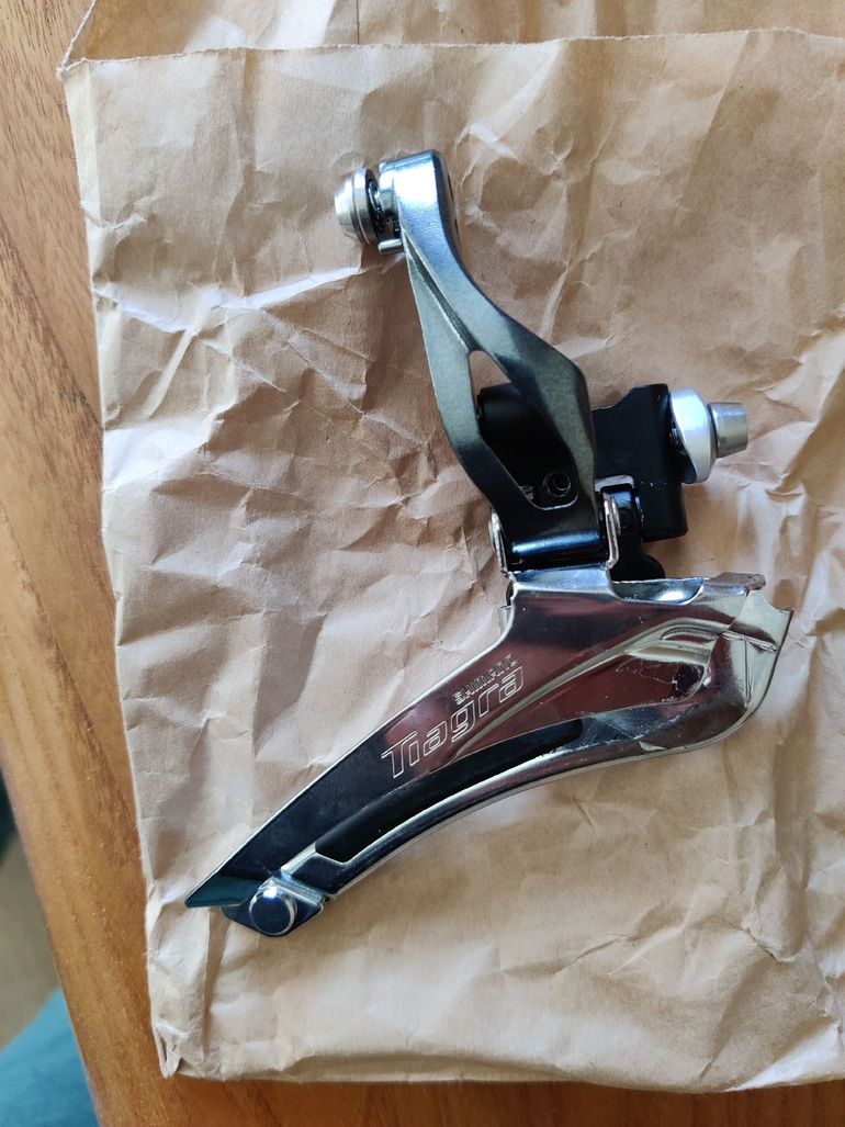 Used Shimano Tiagra 4700 Front Derailleur bike — image 2 of 2