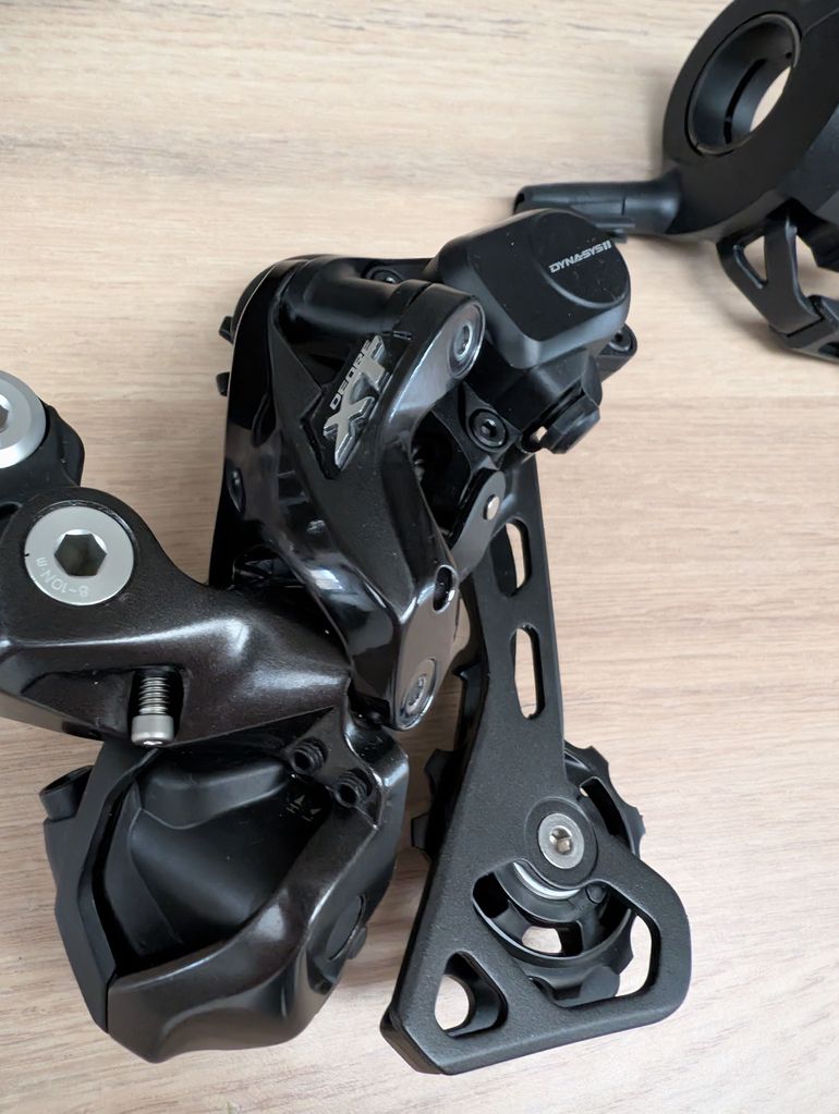 Shimano XT Di2 M8050 SGS