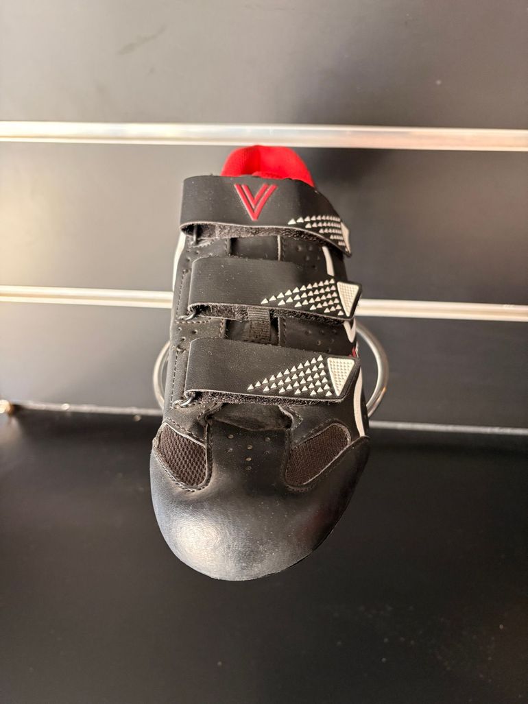 Used Vittoria VTR Tire 2022 bike — image 4 of 6