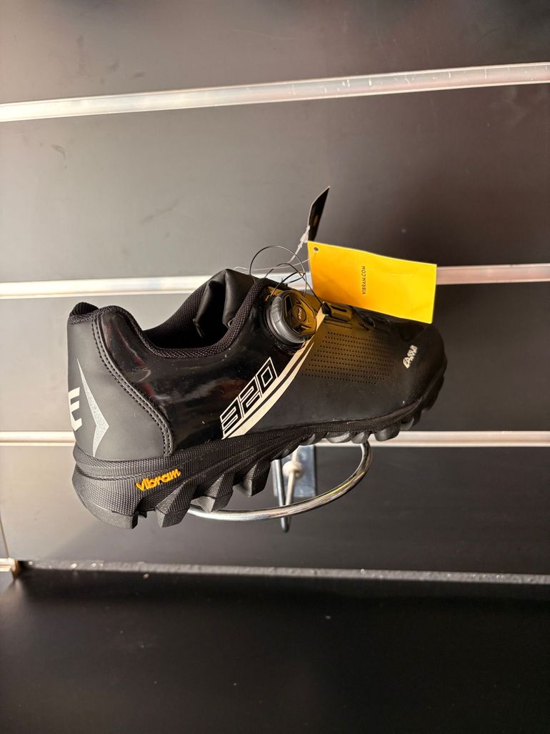Used eassun 320 MTB Shoes 2024 bike — image 3 of 6