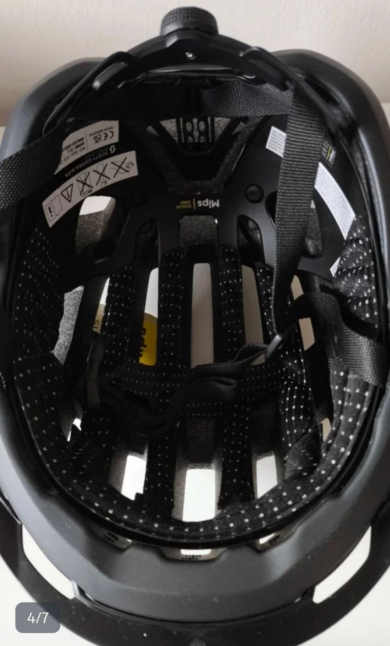 Used Scott Sierra MIPS Helmet 2026 bike — image 4 of 7