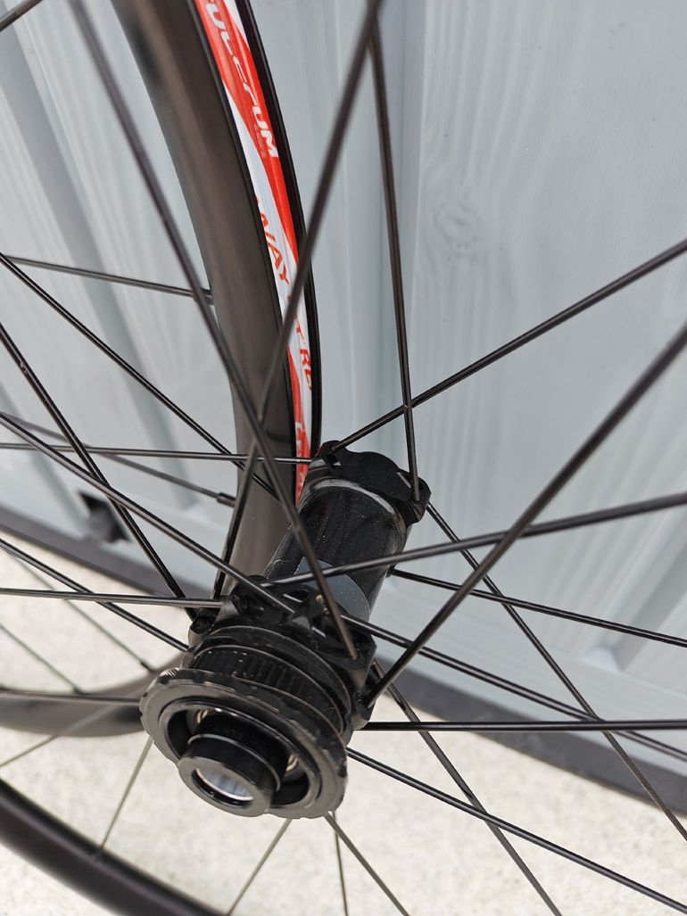 Used Fulcrum Racing 600 2025 bike — image 3 of 6