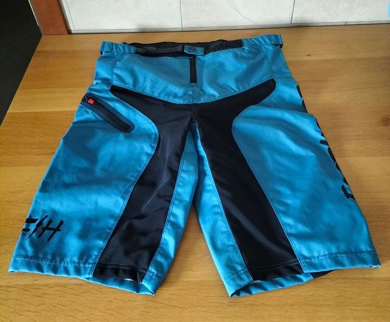 Used Fasthouse Ripper Shorts bike — image 1 of 2