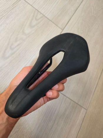 Used Fizik Vento Argo 00 Saddle bike