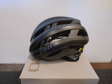Brugt Giro Aries Spherical MIPS Helmet 2025 bike — billede 3 af 5