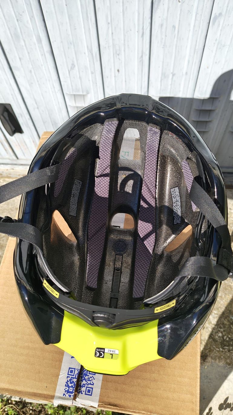 Used Kask Utopia Y Helmet bike — image 6 of 11