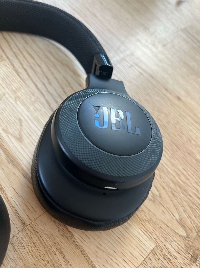Used JBL Noise Canceling Kopfhörer Bluetooth E65BTNC 2019 bike — image 4 of 6