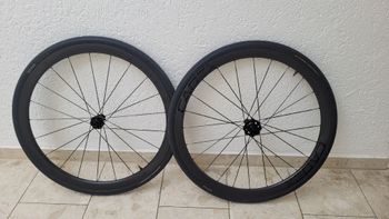 Cadex, 36 Tubeless Disc Carbon