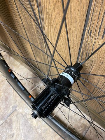 Used Bontrager Aeolus 7 TLR 2018 bike — image 5 of 8