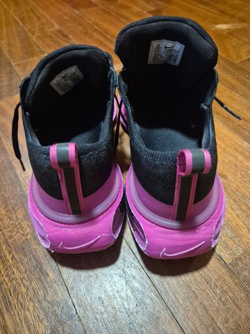 Tweedehands Nike Invincible Run 3 2025 bike — afbeelding 4 van 8
