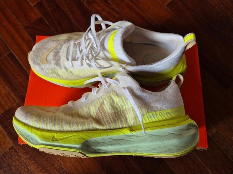 Used Nike Invincible Run 3 2025 bike — image 2 of 6