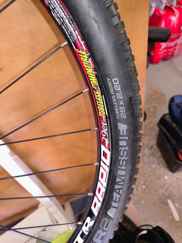 Brugt Ztr crest MTB Rims bike — billede 3 af 5