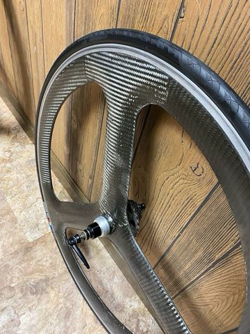 Used HED. .3 Trispoke Clincher 2010 bike — image 9 of 9