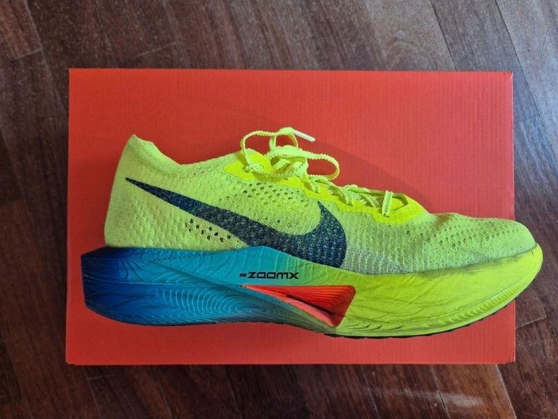 Used Nike Vaporfly 3 2024 Running Shoes