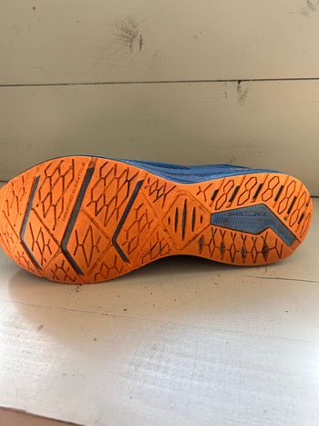Used Brooks levitate 6 bike — image 2 of 4