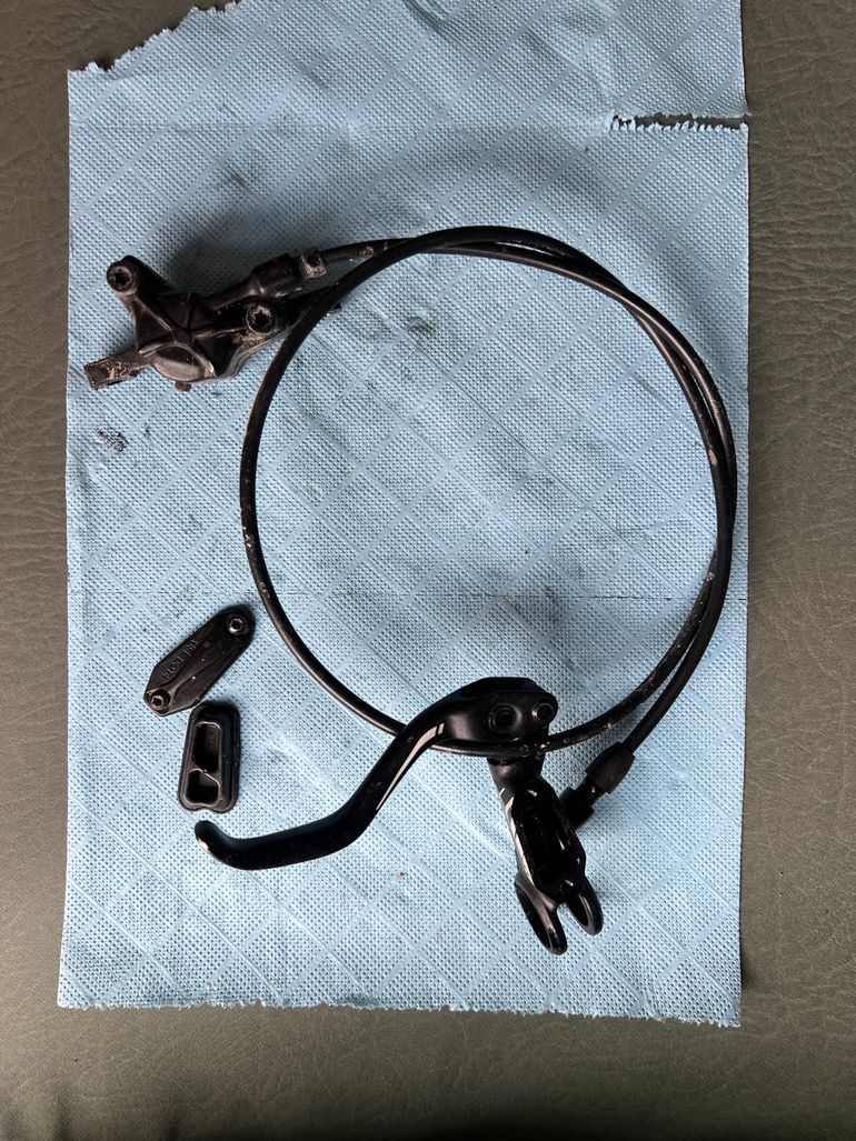 Used Cannondale Hydraulic Brakes bike — image 5 of 9