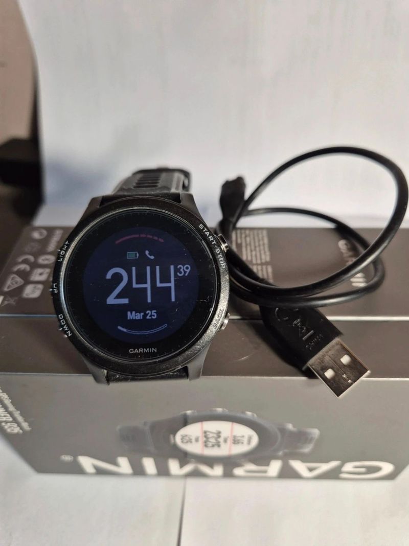 Used Garmin Forerunner 935 GPS Watch Electronics