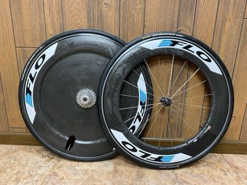 Used Flow 90 and Disc Clincher Wheelset 2017 bike