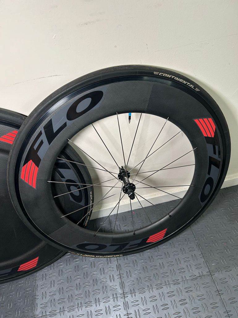 Used Flow 90 and Disc Clincher Wheelset 2017 bike — image 4 of 6