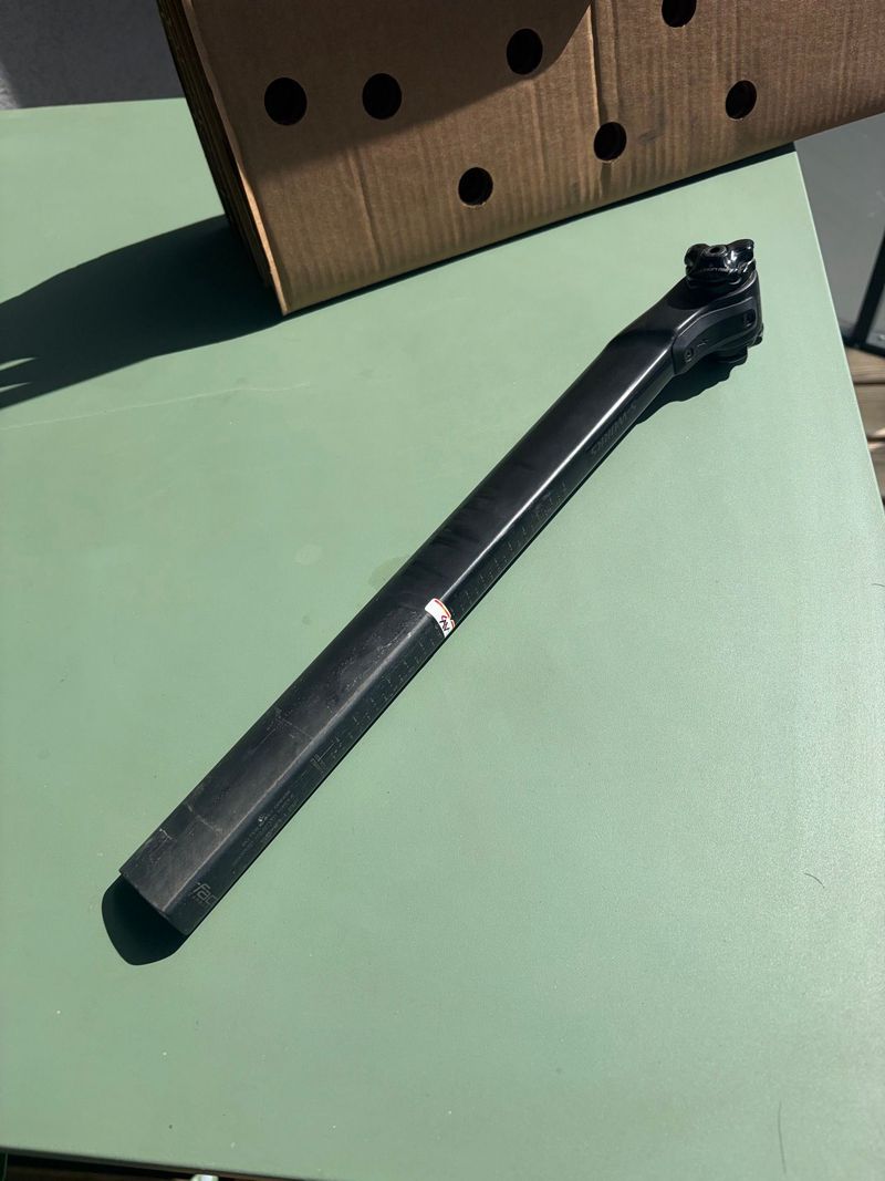 Použité Specialized Sl7 Seatpost 2022 Saddles & Seatposts