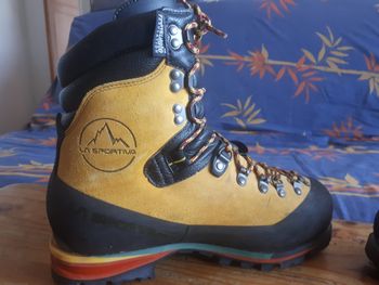 Used La Sportiva Nepal Top 2016 bike — image 3 of 4