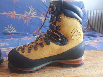 Used La Sportiva Nepal Top 2016 bike — image 2 of 4