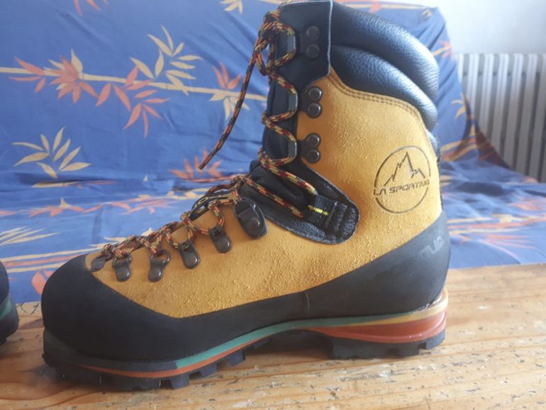 Used La Sportiva Nepal Top 2016 bike — image 2 of 4