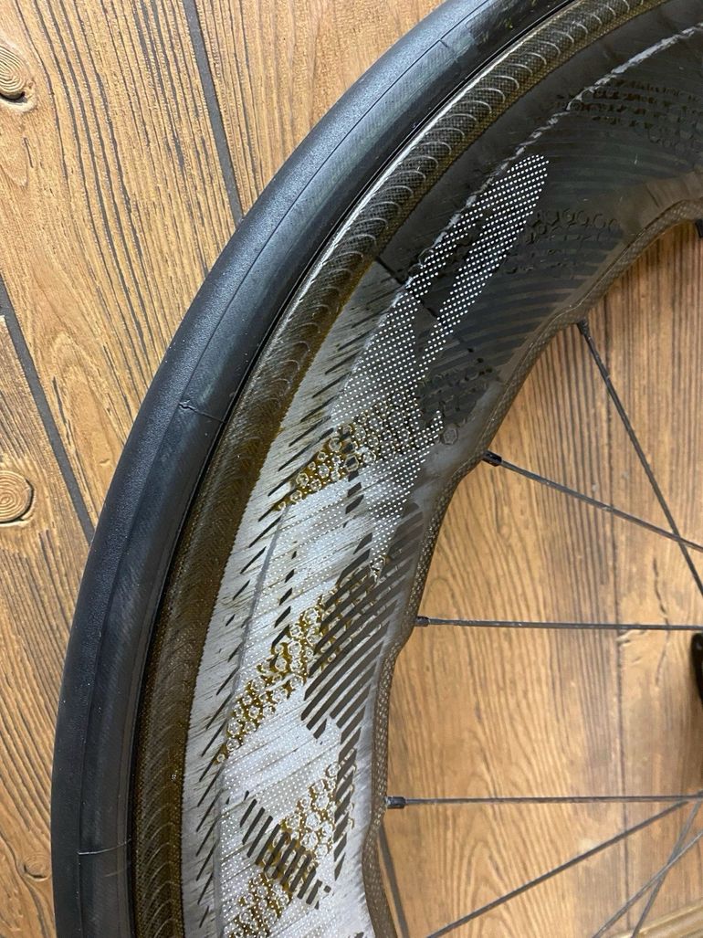 Used Zipp 858 NSW Carbon Clincher 2018 bike — image 5 of 14