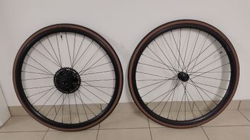 Shimano, Gravel Wheels
