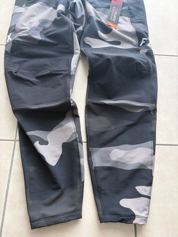 Używany Fox Defend Fire Polartec Pants bike — zdjęcie 3 z 15