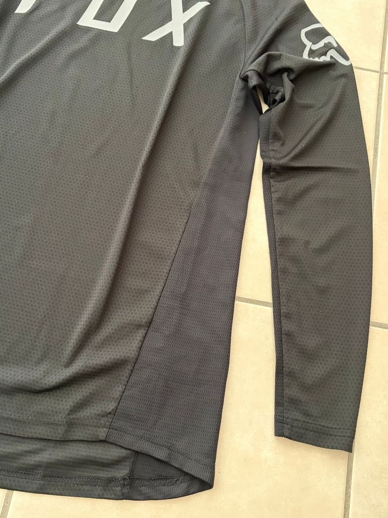 Used Fox Defend Jersey bike — image 3 of 11