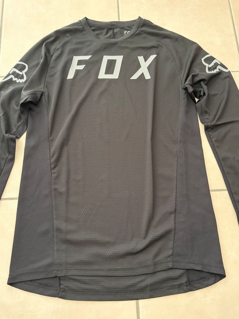 Used Fox Defend Jersey bike — image 2 of 11