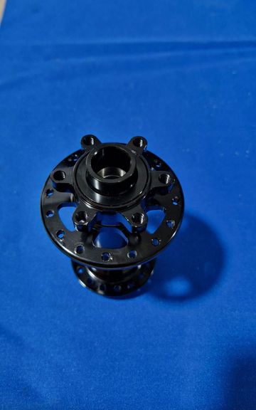 Brugt Reverse Components Base Front Hub 32H Multi Use 2026 bike — billede 2 af 3