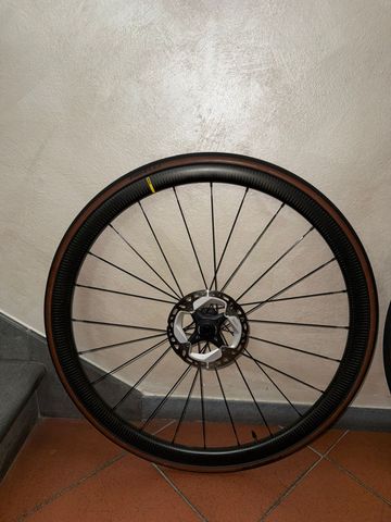 Tweedehands Mavic Cosmic SL 32 Disc bike — afbeelding 3 van 3