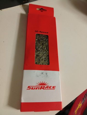 Sunrace 12vel 126 Link Chain Quick Link Drivetrain & Pedals d'occasion