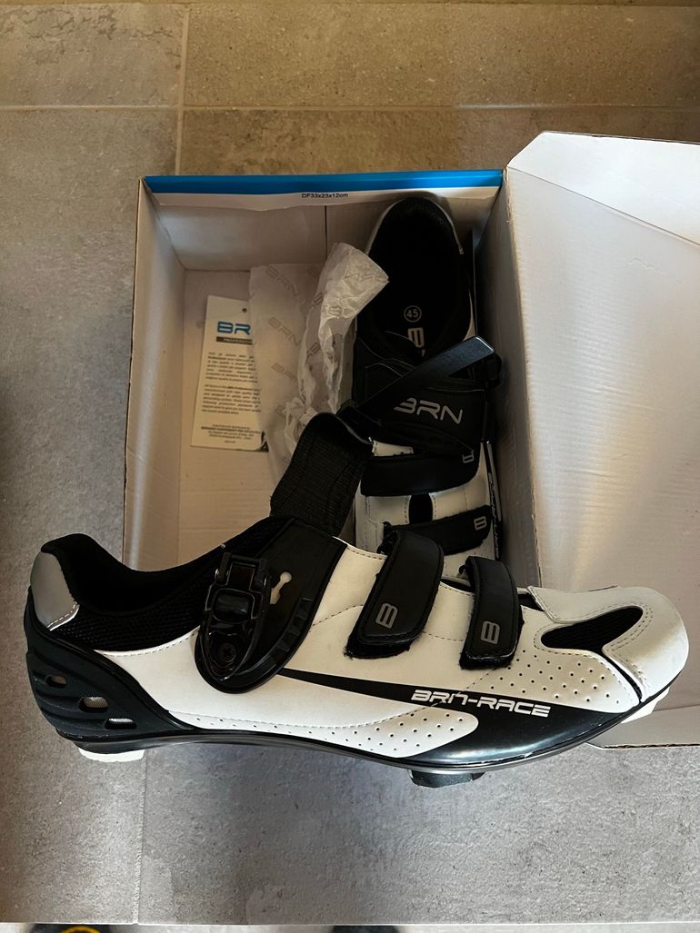 Used BRN Scarpe bike — image 1 of 5