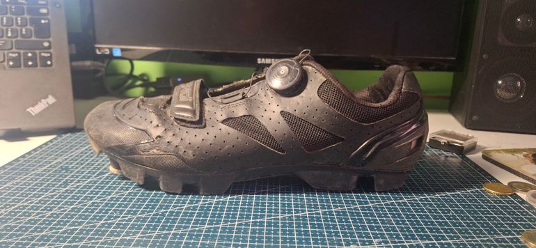 Used Ekoi MTB Shoes bike — image 5 of 8
