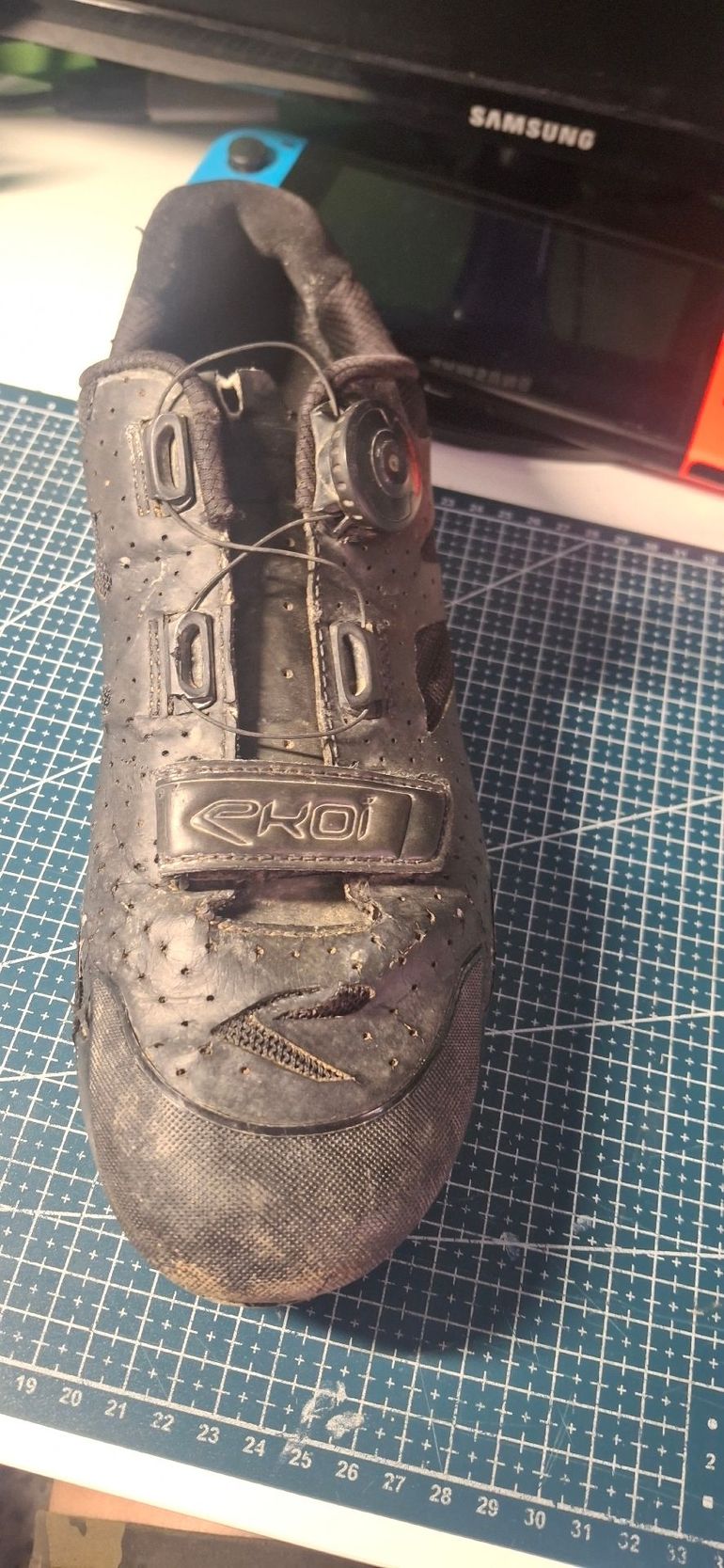 Used Ekoi MTB Shoes bike — image 7 of 8