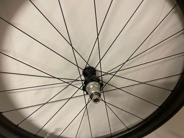 Tweedehands Fulcrum Wind 42 Disc bike — afbeelding 6 van 7