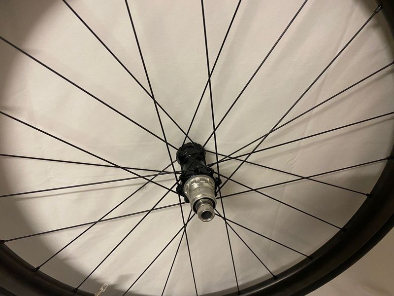 Tweedehands Fulcrum Wind 42 Disc bike — afbeelding 6 van 7