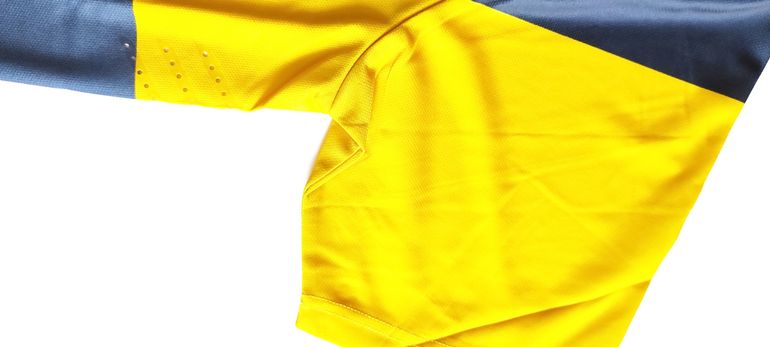Used Ixs Trail 6.1 Short Sleeves Cycle Jersey Size L bike — image 13 of 18