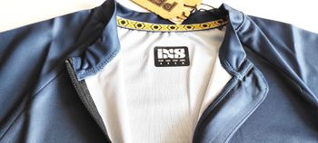 Used Ixs Trail 6.2 Short Sleeves Cycle Jersey Size S Dark Blue bike — image 14 of 18