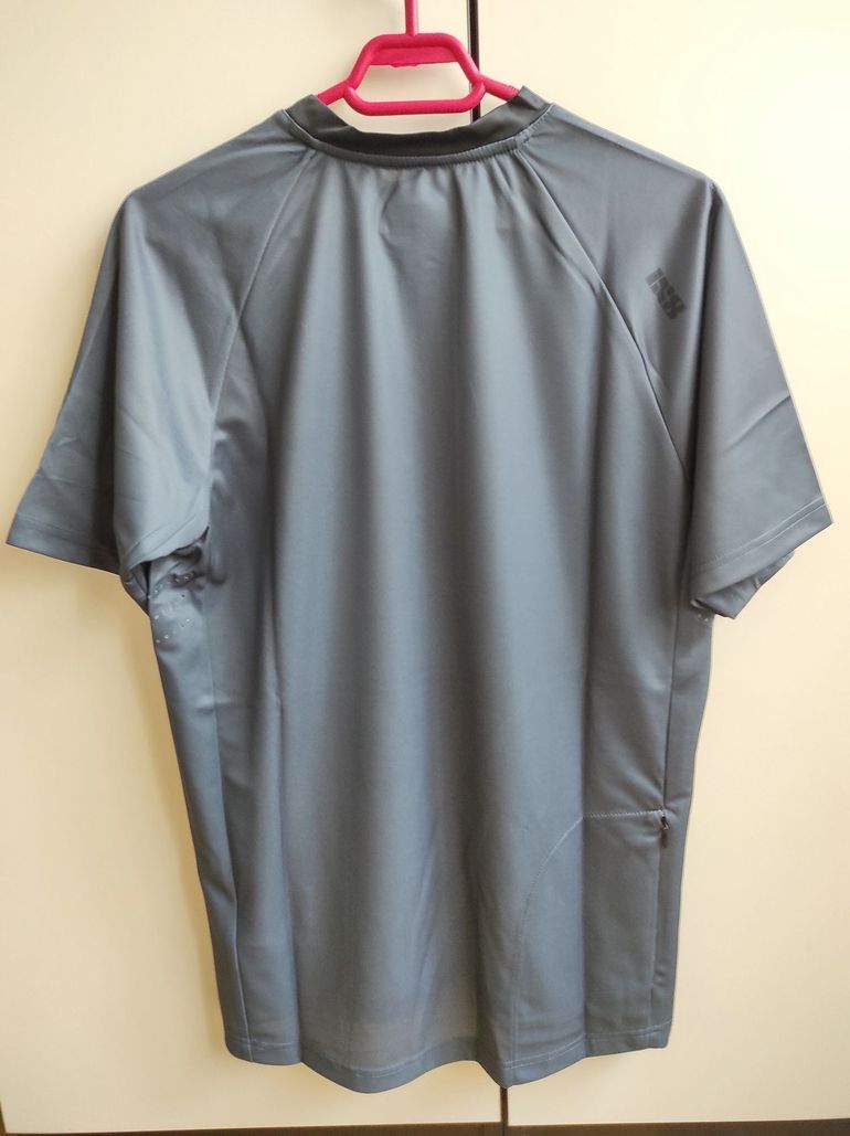 Used Ixs Trail 6.2 Short Sleeves Cycle Jersey Size M Graphite bike — image 6 of 15