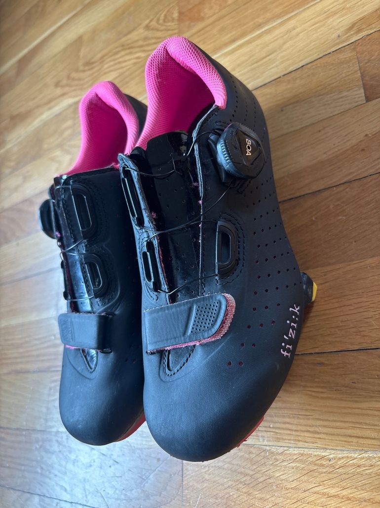 Used Fizik Scarpe bici da corsa 2021 bike — image 2 of 5
