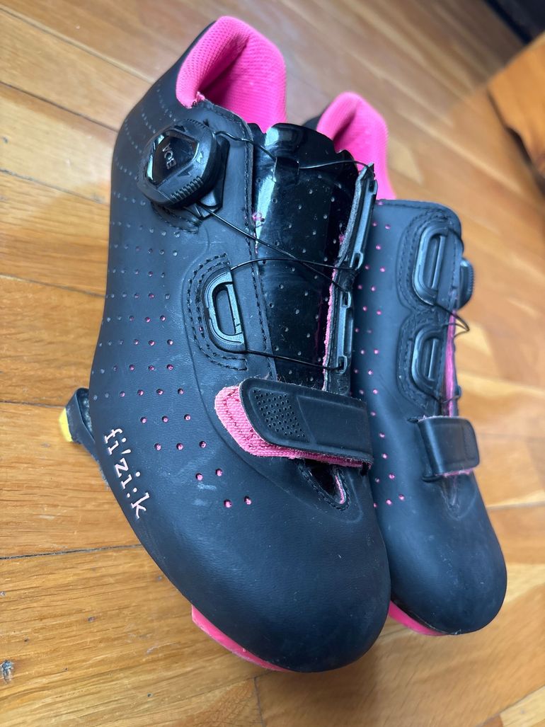 Used Fizik Scarpe bici da corsa 2021 bike — image 3 of 5