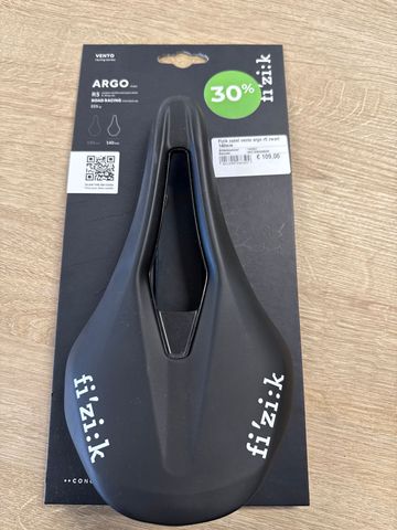 Fizik Vento Argo R5 Saddle 2025 Saddles & Seatposts usato