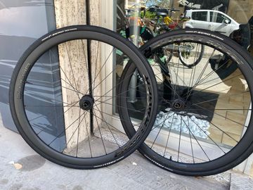 Gebrauchtes Bontrager Aeolus Elite 35 TLR Disc Road Wheel 2025 Wheels